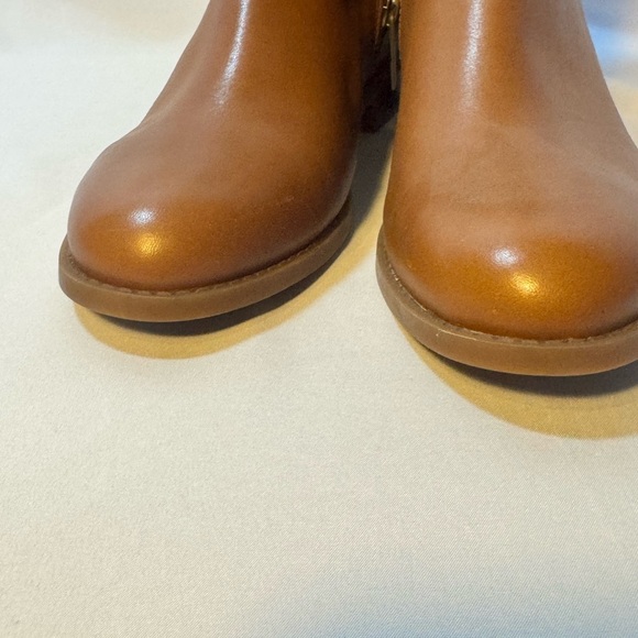 Michael Kors Brown Leather Ankle Boots with Logo Strap – Size 6.5, NWT - Picture 3 of 6